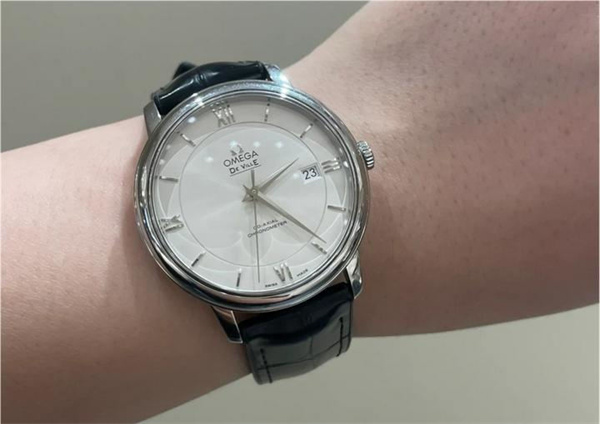 欧米茄走慢了应该咋处理(图) 欧米茄走慢了应该咋处理(图)