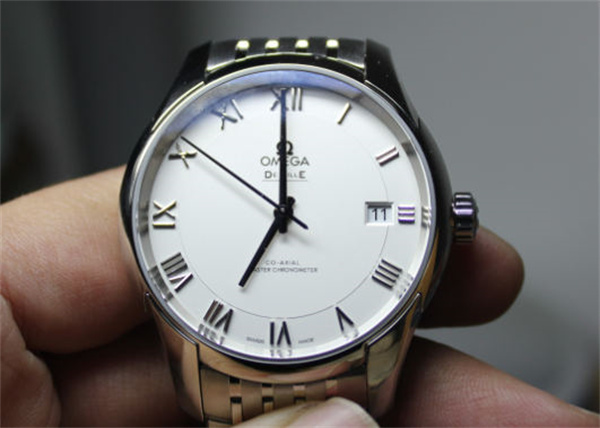 欧米茄表蒙有划痕处理技巧详解（图）