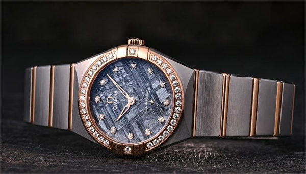 欧米茄表壳割手处理方法(图) 欧米茄表壳割手处理方法(图)